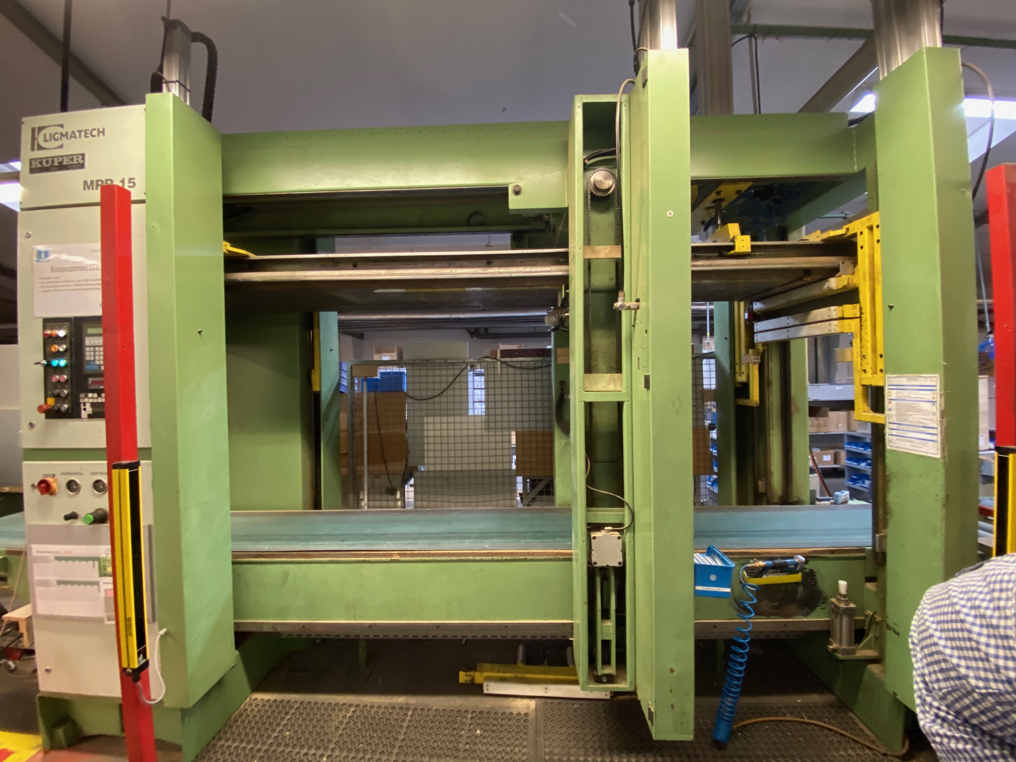 Troughfeed carcass press / LIGMATECH / MPP 15