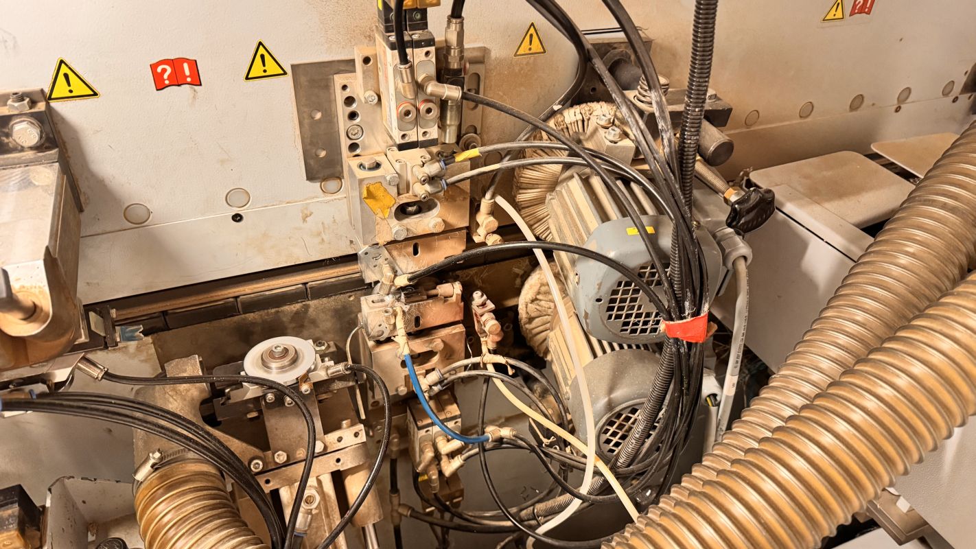 Single sided edge banding machine with Workpiece return / BRANDT / KDF 991