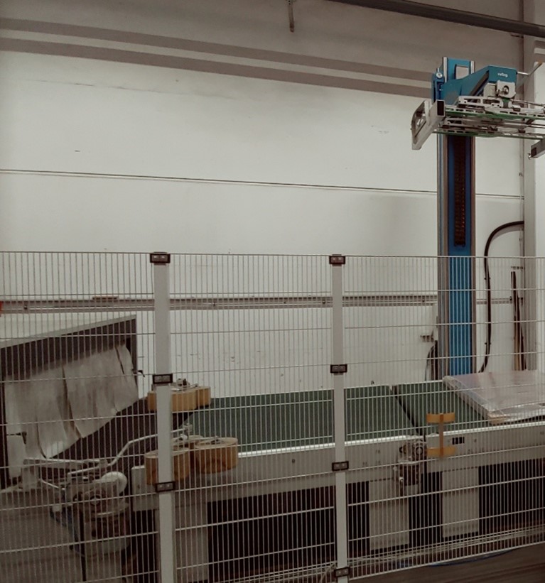 foil packaging machine with shrink tunnel / ERREGI / 300 LP