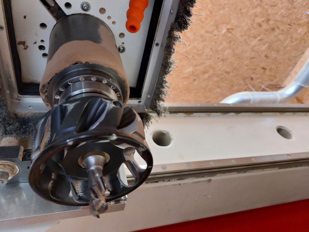3-axis nesting machine / Omaksan / Mastercraft 2137