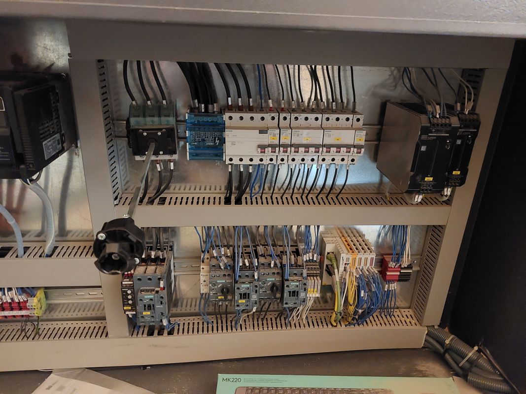 3-axis nesting machine / Omaksan / Mastercraft 2137