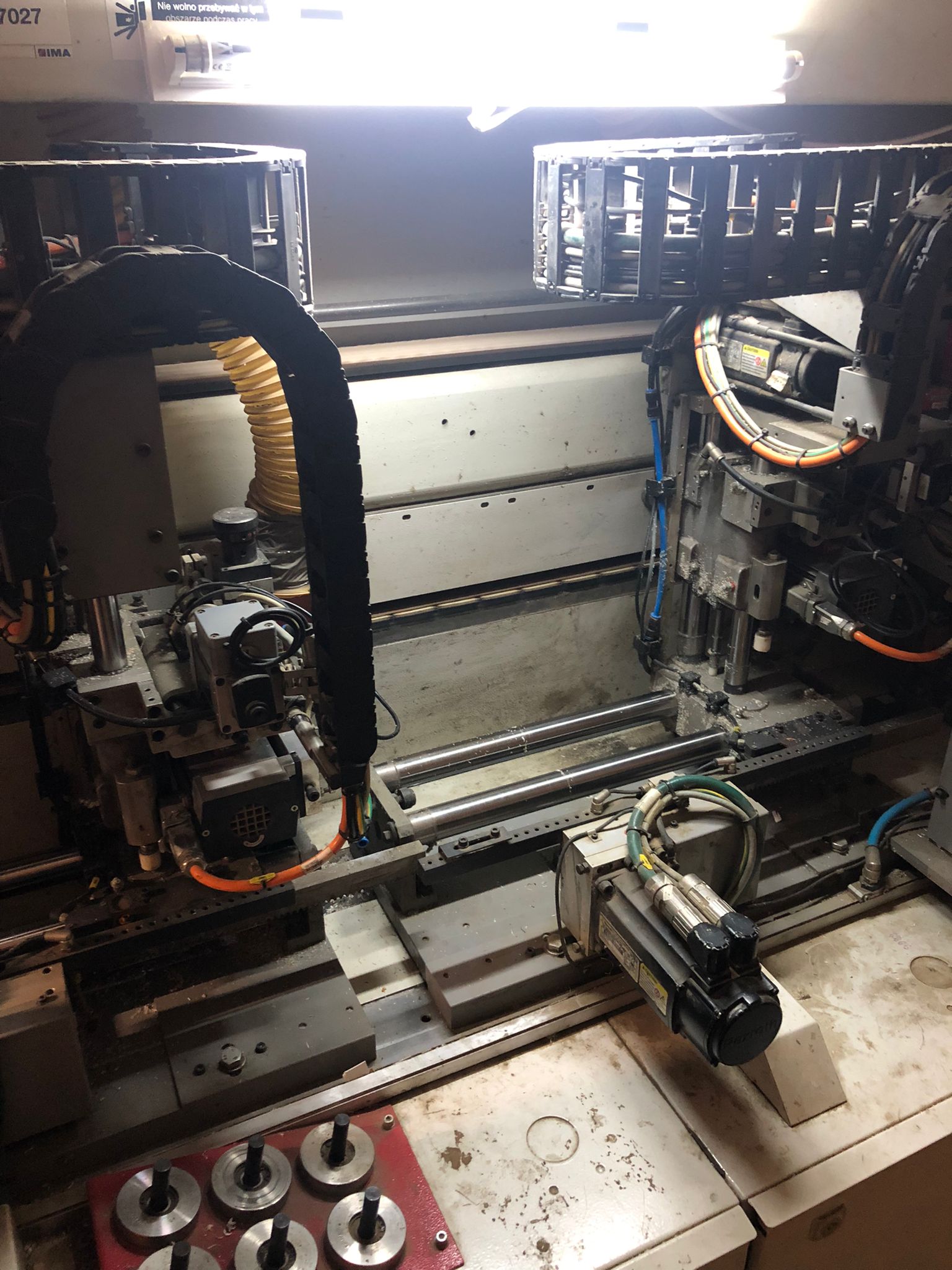 single-sided edge banding machine  / IMA / Advantage 550