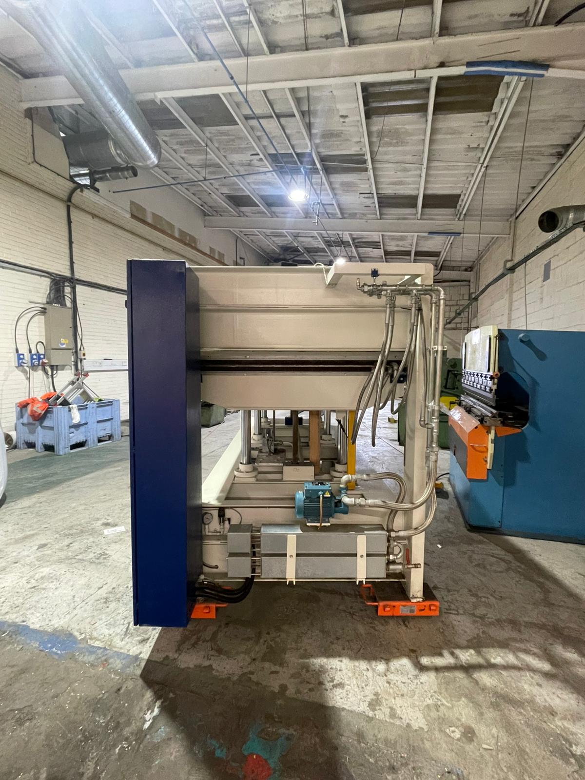 hot press / ORMA / NPC/DIGIT 6/95 30/13 AS-BO