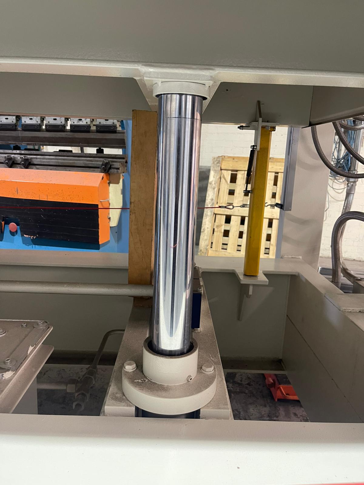 hot press / ORMA / NPC/DIGIT 6/95 30/13 AS-BO