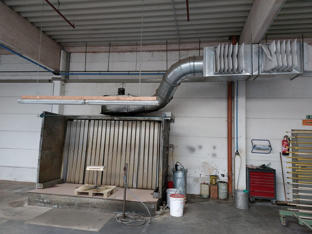 spray wall / N/A / spray wall / N/A /