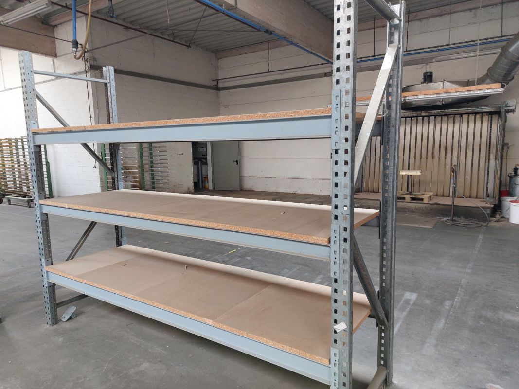 Pallet racking systems / N/A / 