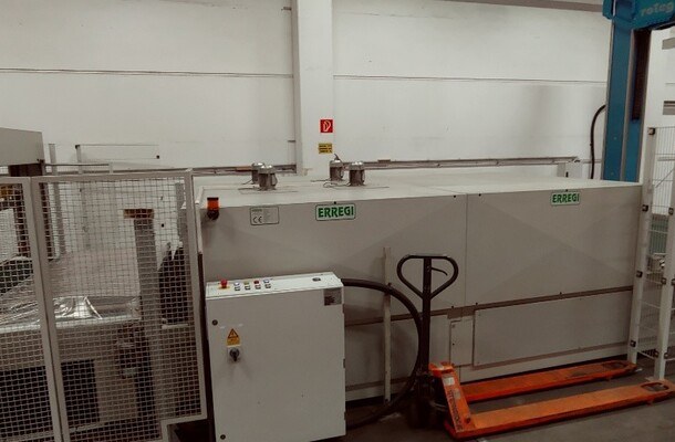 foil packaging machine with shrink tunnel / ERREGI / 300 LP